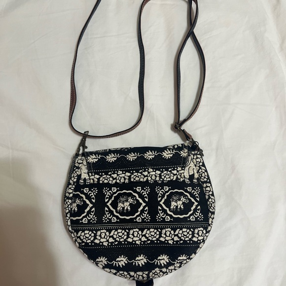 Elephant Design Crossbody Purse from Thailand - Picture 5 of 5